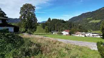 Expose Großzügiges Baugrundstück mit traumhaftem Weitblick in Itter zu kaufen