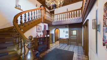 Expose Hall in Tirol - Einfamilienhaus mit Charme und großzügigem Raumangebot
