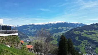 Expose [PANORAMABLICK] Grundstück mit unverbaubarem Weitblick in Hippach/Schwendberg zu kaufen