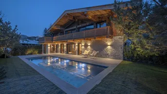 Expose "Wiesenlodge": einzigartige Garten-Maisonette-Wohnung mit privatem Pool