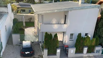 Expose **Stilvolles Einfamilienhaus * WFL 180m² * Wohn-Essbereich 70m² * 6 Zimmer**