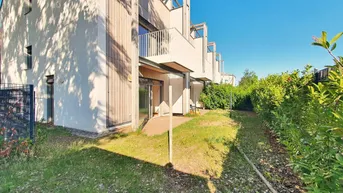 Expose ++NEU++ TOP für Eigennutzer oder Anlage! Kurzzeitvermietung möglich! Hochwertiges klimatisiertes Reihenhaus mit 55 m2 Privatgarten, Terrasse und 1 KFZ-Stellplatz! Perfekte U-Bahn-Anbindung! ++