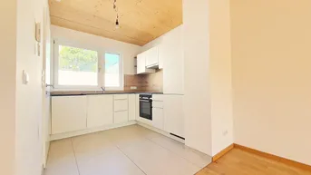 Expose ++NEU++ TOP für Eigennutzer oder Anlage! Hochwertiges klimatisiertes Reihenhaus mit 55 m2 Privatgarten, Terrasse und 1 KFZ-Stellplatz! Perfekte U-Bahn-Anbindung! ++