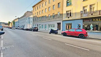 Expose ++TOP LOCATION Angerer Straße Nähe Bahnhof! VIELE Nutzungsmöglichkeiten! ++Großes Geschäftslokal/Büro/Lagerräume mit Eigengarten! PARKPLÄTZE zu mieten! U-Bahn+S-Bahn