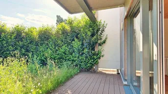 Expose ++NEU++ TOP für Eigennutzer oder Anlage! ++Hochwertiges klimatisiertes Reihenhaus mit 96 m2 Privatgarten, Terrasse und 1 KFZ-Stellplatz! Perfekte U-Bahn-Anbindung! (Kurzzeit-Apartments erlaubt)++