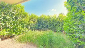 Expose ++NEU++ TOP für Eigennutzer oder Anlage! Hochwertiges klimatisiertes Reihenhaus mit Privatgarten, Terrasse und 1 KFZ-Stellplatz! Perfekte U-Bahn-Anbindung! (Kurzzeitvermietung möglich)