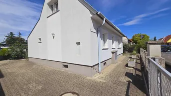 Expose Charmantes Einfamilienhaus 125m² wohnfl. mit 791m² Garten und überdachte Terrasse und Kaminanschluss in Leobersdorf – S-Bahn in der Nähe!
