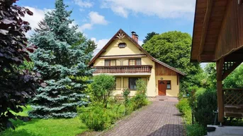 Expose Charmantes Wienerwaldhaus mit ebenem Garten in herrlicher Ruhelage - TEILBAR!