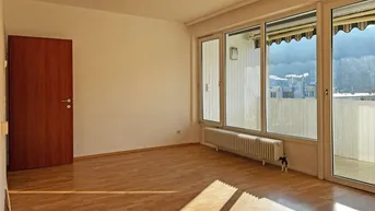 Expose Südseitige 2 Zimmer-Wohnung mit Loggia inkl. PKW-Stellplatz