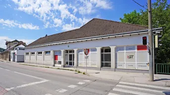 Expose HALLE - FIRMENSITZ - GESCHÄFTSFLÄCHE mit Parkplätzen in bester Frequenzlage
