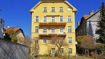 Expose Helle, freundliche Altbauwohnung mit Südbalkon in Gründerzeithaus mit Gemeinschaftsgarten