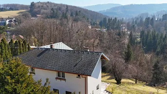 Expose Einfamilienhaus auf sonnigem Doppelgrundstück in fabelhafter Aussichtslage