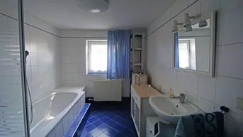 Expose Einfamilienhaus in ruhiger Siedlungslage Nähe Norbertinum und Wienerwaldsee