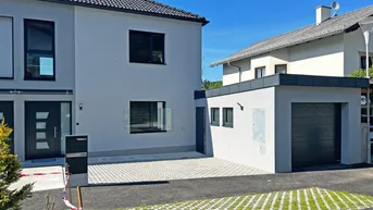 Expose Erstbezug! Hochwertige moderne Doppelhaushälfte in zentraler Grünruhelage in Pressbaum, perfekt für Familien