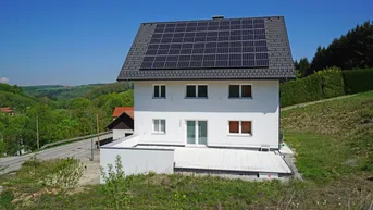 Expose Entspannung und Erholung abseits der Großstadthektik! Mehrgenerationenhaus in Stössing