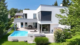 Expose Luxus im Grünen: Architektenvilla mit mediterranem Flair und Alpenpanorama