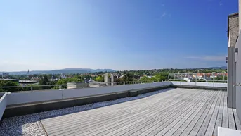 Expose Penthouse-Wohnung / 131 m² Wfl. | 80 m² Dachterrasse mit 270°-Ausblick / PKW-Stellplatz / riesiger Gemeinschaftsgarten / im Zentrum