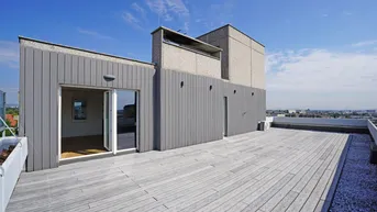 Expose Penthouse-Wohnung | 131 m² Wfl. | 80 m² Dachterrasse mit 270°-Ausblick | PKW-Stellplatz | riesiger Gemeinschaftsgarten | im Zentrum