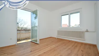 Expose Sonnige Wohnung mit Balkon und toller Aussicht!