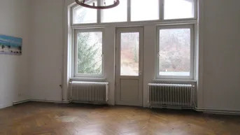 Expose CHARMANTE ALTBAUVILLA MIT GROSSEM GRUNDSTÜCK IN RUHELAGE