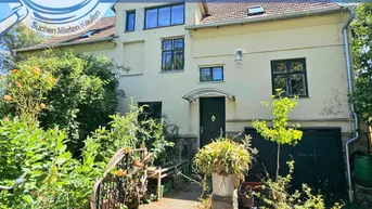 Expose VILLA mit VIEL PLATZ für Mensch und Tier!