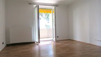 Expose TOP LAGE - NEU RENOVIERTES 4 ZIMMER APARTMENT MIT LOGGIA