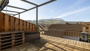 Expose Reihenmittelhaus mit Garten und Dachterrasse in Nofels