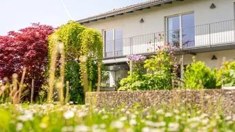 Expose Lochau: Zweifamilienhaus mit großem Garten in Fußreichweite zum Bodensee!