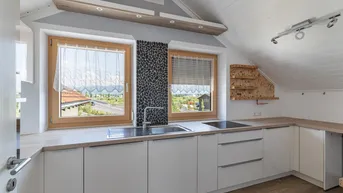 Expose Heimelige 4,5-Zimmer Dachgeschosswohnung