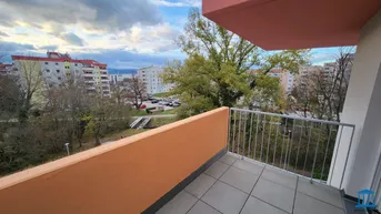 Expose ERSTBEZUG mit Grünblick - 3-Zimmer-Mietwohnungen (Ecklage West-Nord) mit Balkon &amp; Parkplatz-Option nahe Merkur City (BEISPIEL-Fotos)