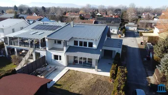 Expose NEU errichtetes Seehaus mit Garage in ruhiger Seitengasse - Rohbau inkl. Vorbereitung für Klima- &amp; Photovoltaikanlage!