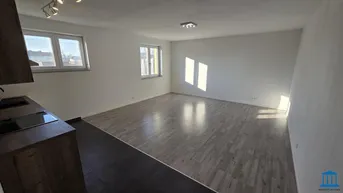 Expose Modernes Büro mit PARKPLATZ nähe "Nordspange" - Einbauküche vorhanden!