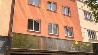 Expose Teilsaniertes Wohn-/ Geschäftshaus in Zentrumslage