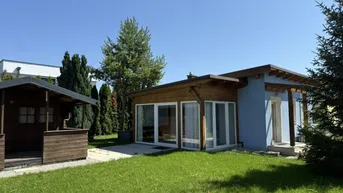 Expose FÖHRENSEE / Klimatisiertes Wohnhaus mit Wintergarten und Carport