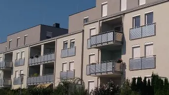 Expose Geförderte Dachgeschoßwohnung in Miete mit Kaufoption | Top 1/16 | 3. OG mit Balkon.