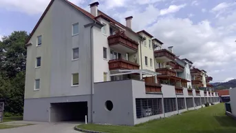 Expose Geförderte 3-Zimmer Dachgeschosswohnung in Miete mit Kaufoption | ca. 76 m² | Balkon