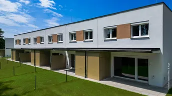 Expose Neumarkt/Ybbs. Geförd. Reihenhaus | 4 Zimmer | 2 Carports | ab Euro 33.480,- Anzahlung.