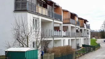 Expose Geförderte Miete mit Kaufoption | Top 2/5 | 2. OG mit 2 Balkonen.