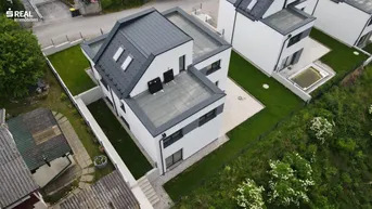 Expose Neubau -Wohnung mit Dachterrasse und Garten