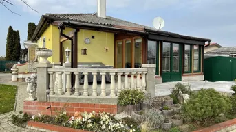 Expose Willkommen im ganzjährigen Urlaubsparadies: Ihr idyllisches Einfamilienhaus in Sankt Andrä am Zicksee
