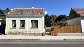 Expose Renovierungsbedürftiges Landhaus in Hadres - Perfekt für Naturliebhaber! 51 m², 3 Zimmer, mit ca. 226 m² großem Garten