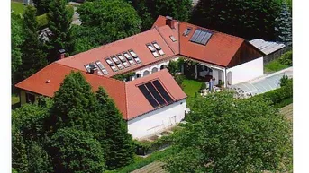 Expose Nähe Fürstenfeld - Stilvoller, klassischer Arkadenhof mit bestem Komfort !