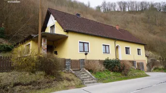 Expose Großzügiges Wohnhaus mit Garten und Schuppen