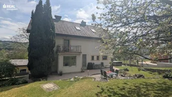 Expose Geräumiges Zweifamilienhaus mit Garten und Terrasse