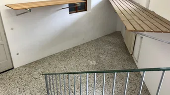 Expose Mehr Raum für Ideen - Lagerfläche frei!