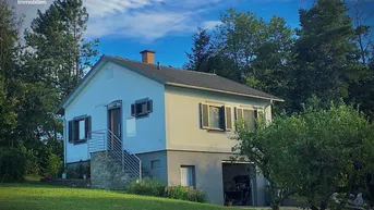 Expose Traumhaft schöne Waldrandlage auf 520m Anhöhe - 2.922m² Grund, zwei Bauparzellen mit saniertem Wochenend-Häuschen und Waldanteil!