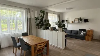 Expose Sanierte Doppelhaushälfte mit riesiger Garage