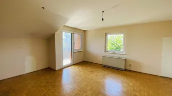 Expose 3-Zimmer-Dachgeschosswohnung in Wals