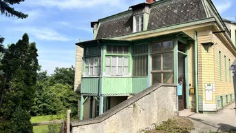 Expose Historisches Anwesen mit großem Potenzial