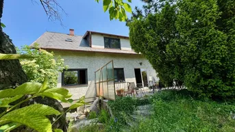 Expose Einfamilienhaus mit herrlichen Altbaumbestand